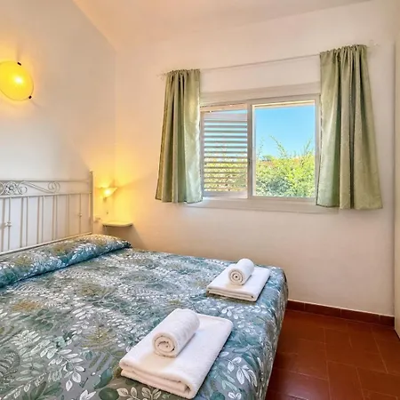 Seadas Garden - 2 Min Away - Wi-fi - Ac - Parking - Bbq - Pet Friendly Budoni