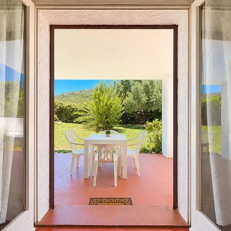 Seadas Garden - 2 Min Away - Wi-fi - Ac - Parking - Bbq - Pet Friendly * Budoni