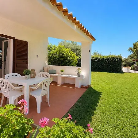 Seadas Garden - 2 Min Away - Wi-fi - Ac - Parking - Bbq - Pet Friendly *
